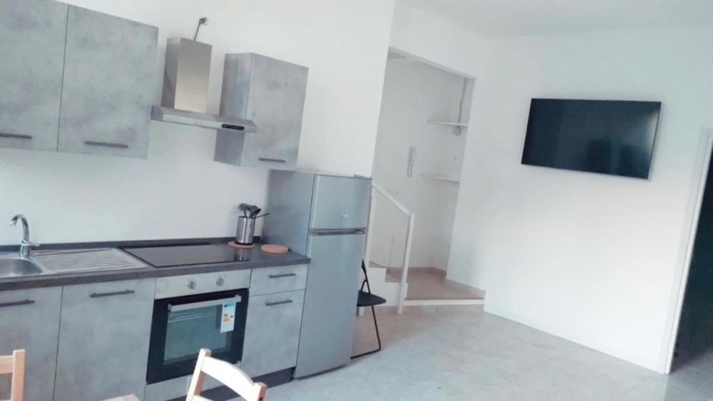 Milan New Apartment Near To De Metro Exterior photo